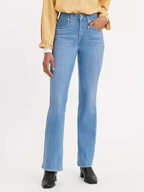Levi's 725 High Rise Bootcut Light Blue Denim Women's Jeans 29 x 32